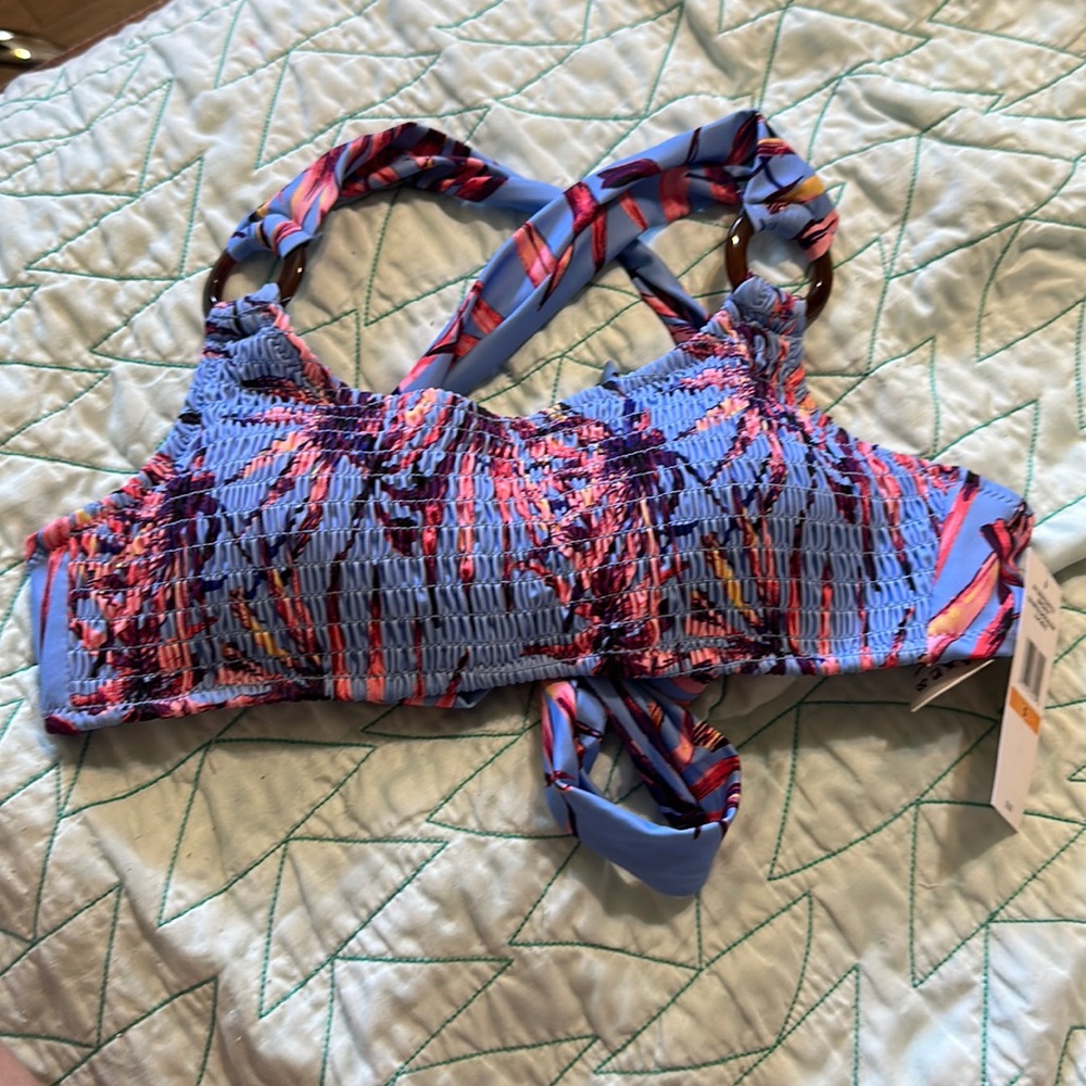 Jessica Simpson swim top